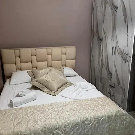 Ditore * Tirana